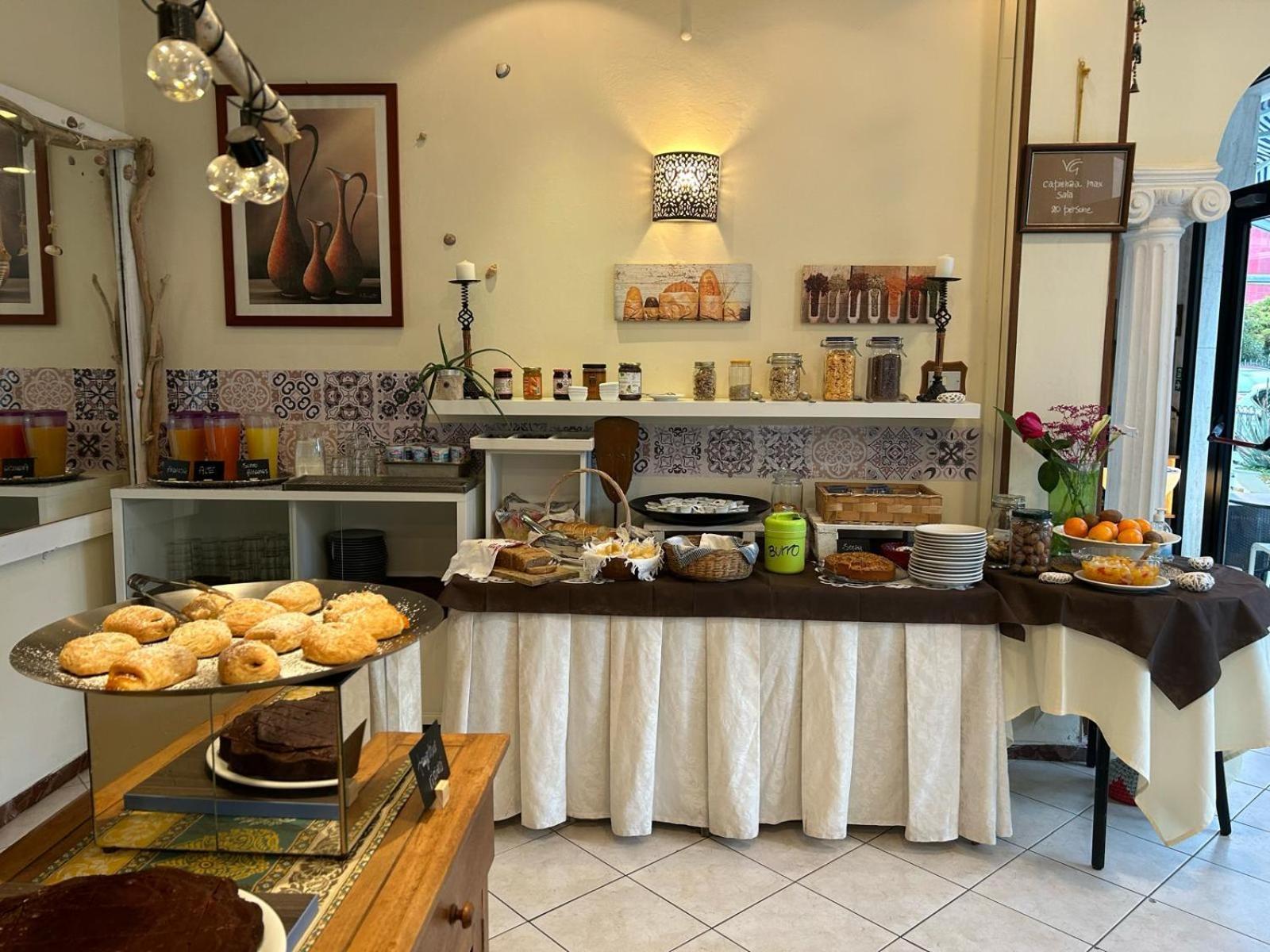 רימיני Bed And Breakfast Villa Giovanna מראה חיצוני תמונה